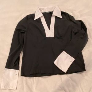 Pullover black and white shirt